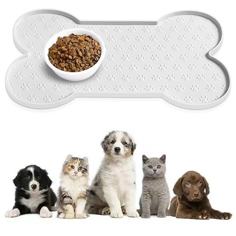 Anti-Spill Pet Feeding Mat – Easy Clean Silicone Base